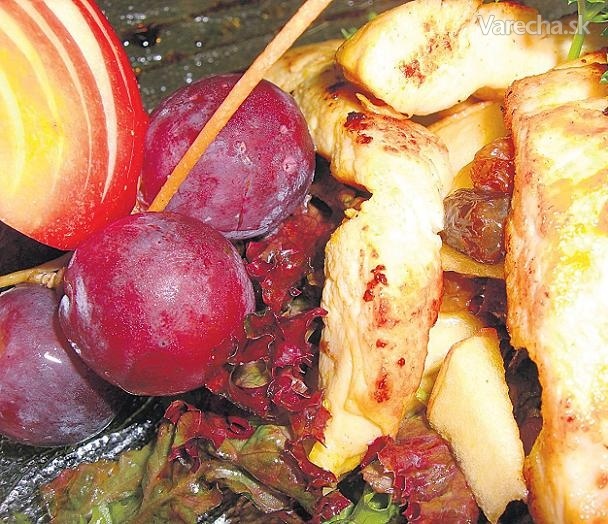 Miešaný listový šalát s jablkami a grilovaným kurčaťom recept ...