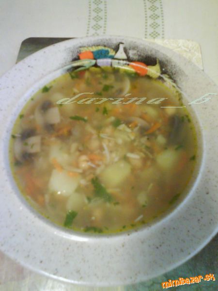 Zeleninová polievka so šampiňónmi a pohánkovou lámankou ...