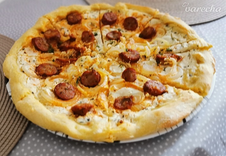 Chrumkavá gazdovská pizza z droždia/lievito madre recept ...