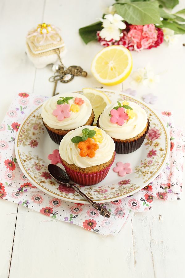 Citrónové cupcakes s makom