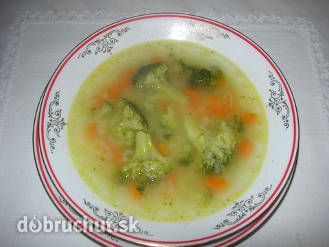 Fotorecept: Rýchla brokolicová polievka