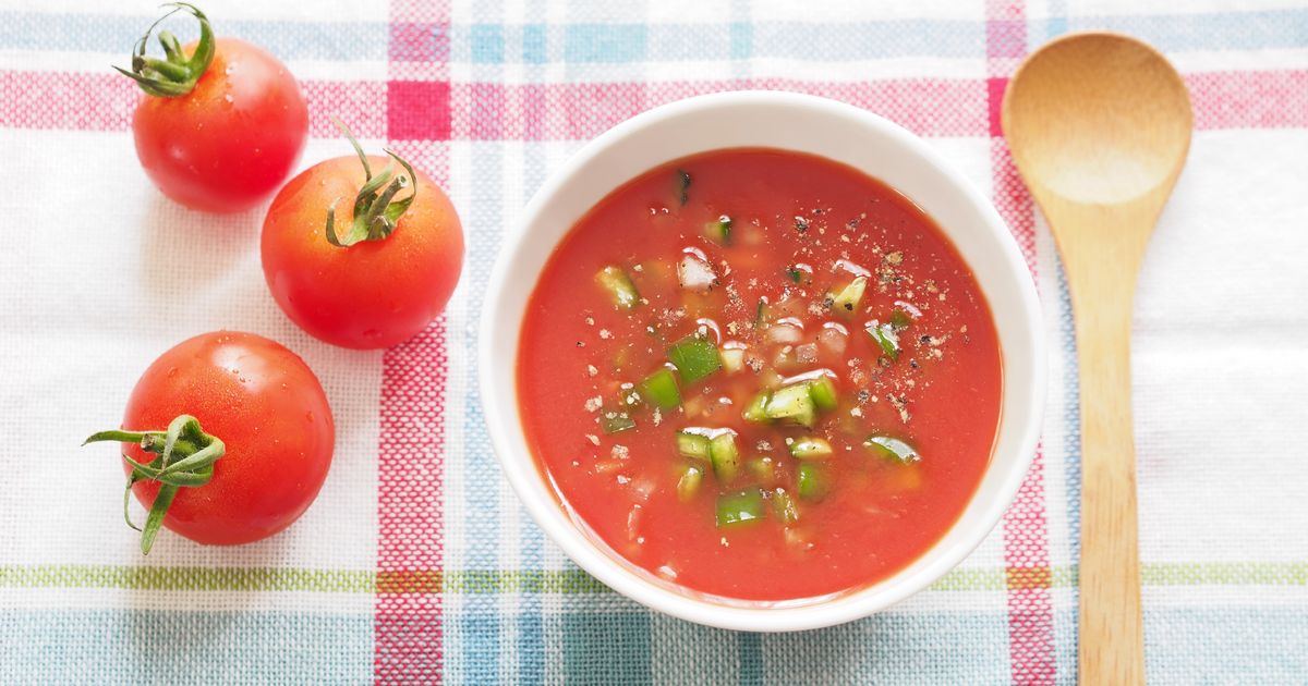 Pikantná paradajková polievka na studeno recept 10min ...
