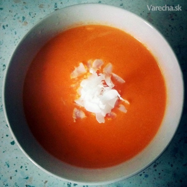 Božská paradajkovo-kokosová polievka recept