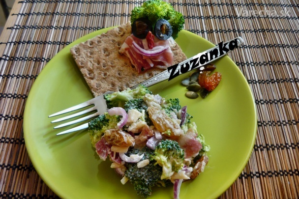 Brokolicový šalát so slaninou (fotorecept) recept