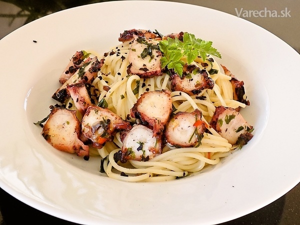 Špagety s chobotnicou (fotorecept) recept