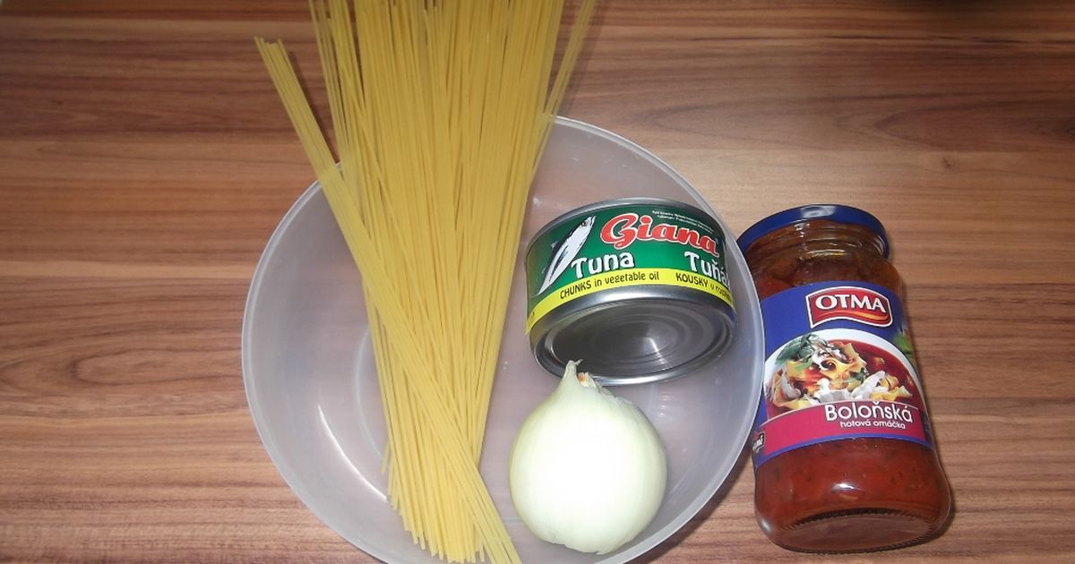 FOTORECEPT: Boloňské špagety s tuniakom, fotogaléria 2 / 8.