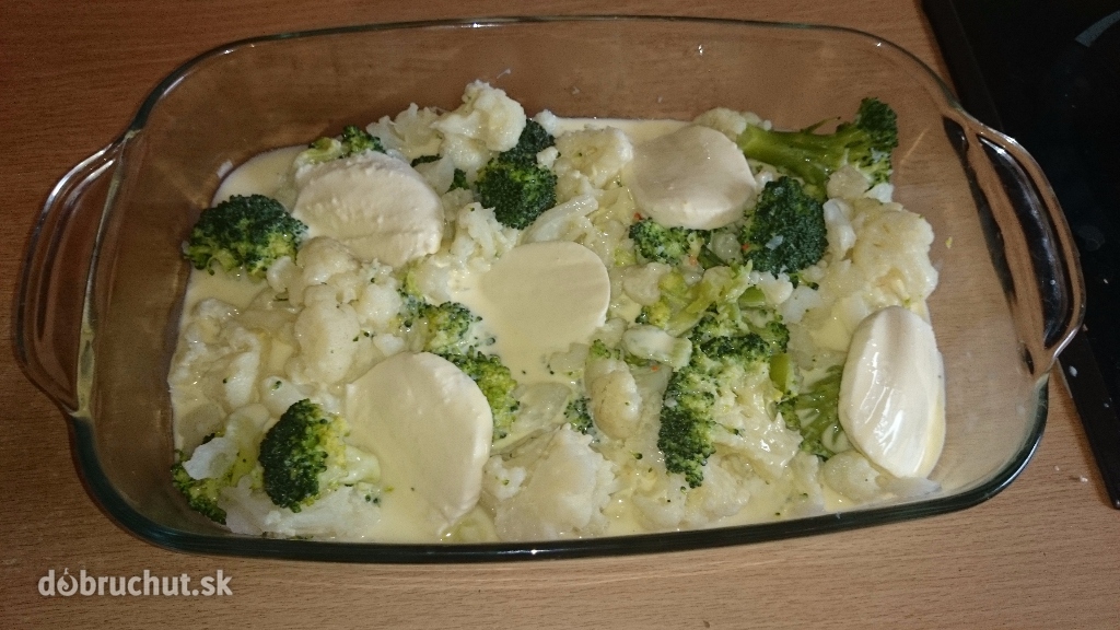 Fotogaléria Fotorecept: Zapekaný karfiol s brokolicou a mozzarellou