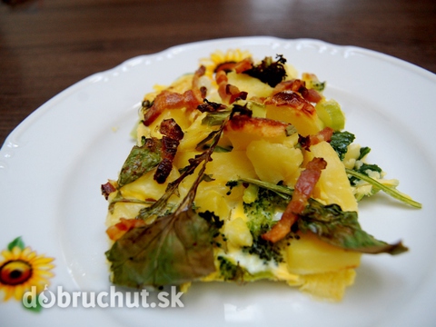 Fotorecept: Slaninové zemiaky s brokolicou a špenátom