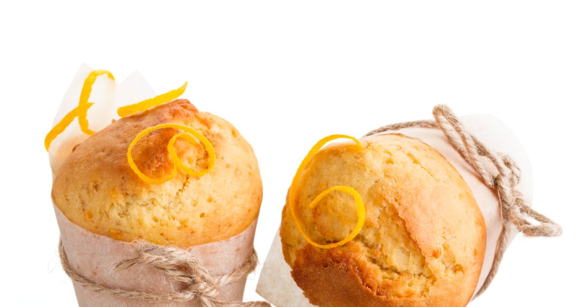 Pomarančové muffiny s bielou čokoládou vo vnútri, fotogaléria 1 / 1.