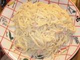 Jednoduchá syrová omáčka na špagety