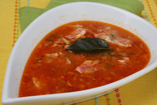 Rybacia polievka s paradajkami