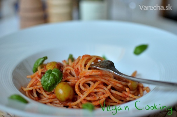 Špagety s paradajkovou omáčkou (fotorecept) recept