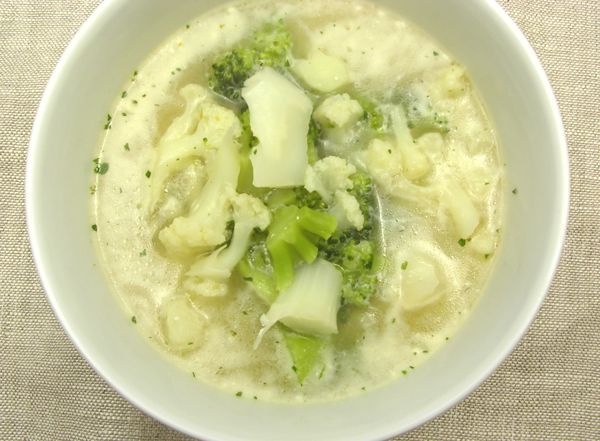 Karfiolovo- brokolicová polievka s ryžou