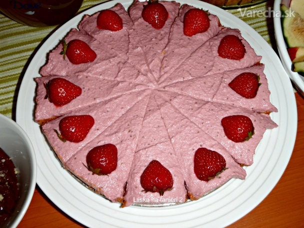 Raw jahodová torta (fotorecept) recept