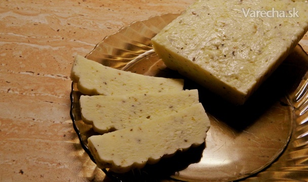 Lahodný domáci syr s bylinkami recept