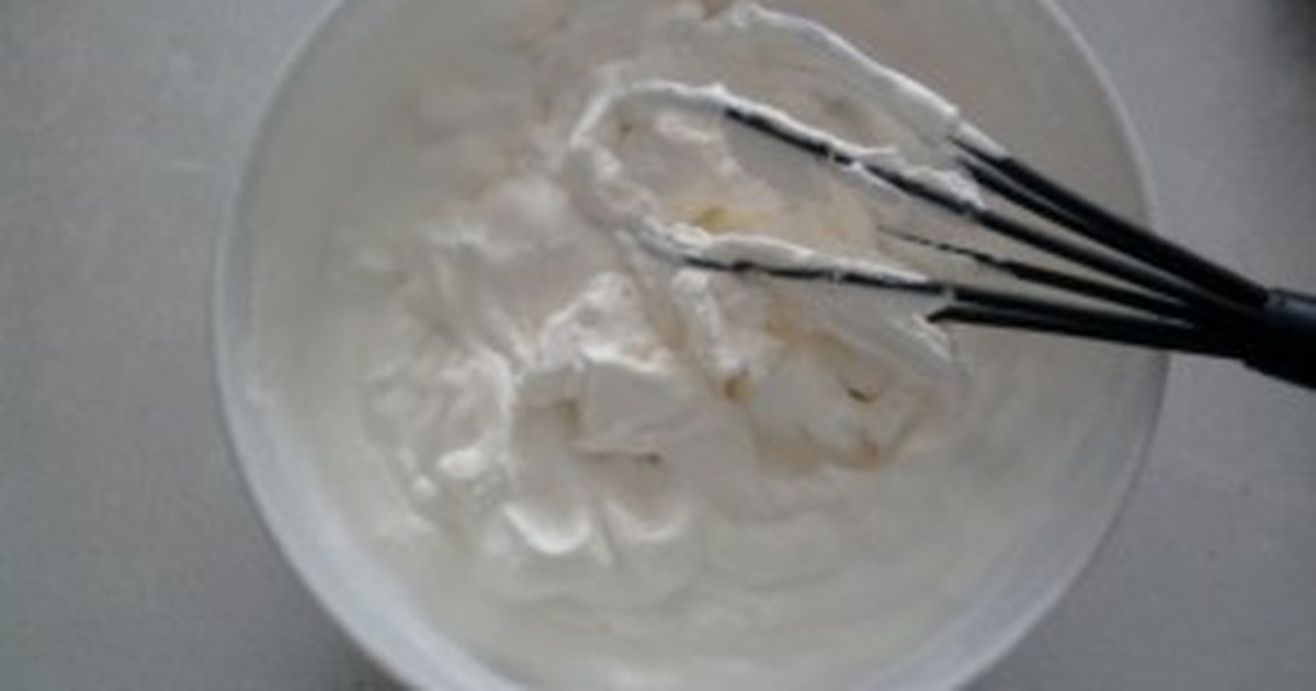 FOTORECEPT: Sladký šľahačkovo-jogurtový dezert, fotogaléria 6 / 12.