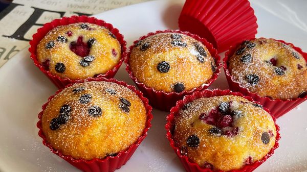 Hrnčekové muffiny s ovocím