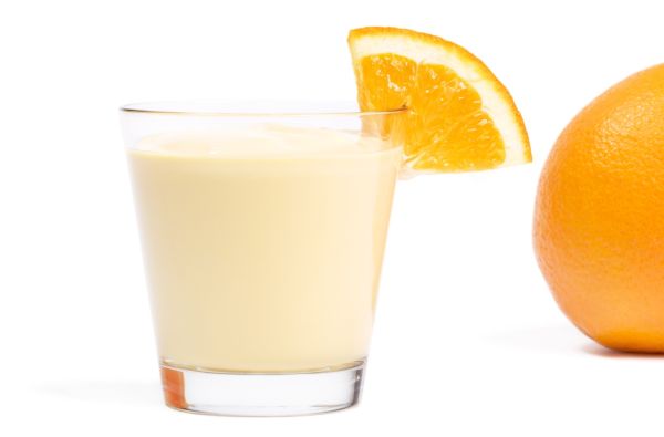 Medový mliečny koktail pomarančový