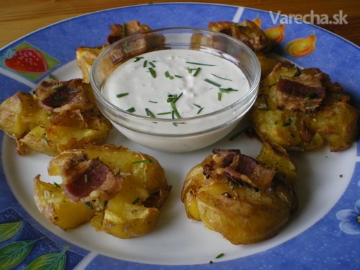 Rozpučené zemiaky s nivovým dipom (fotorecept) recept
