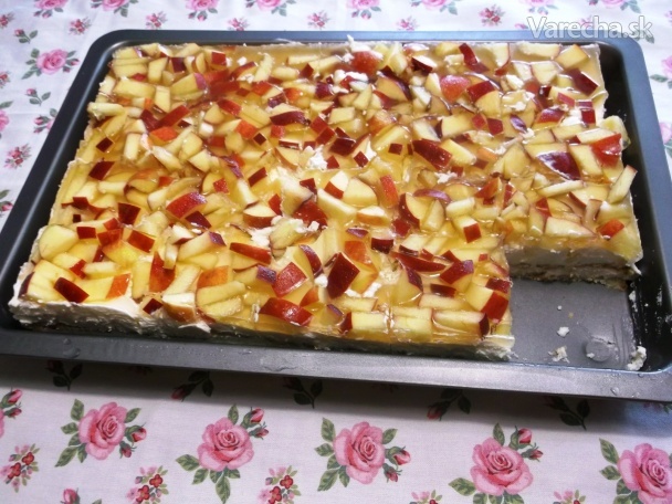 Nepečený jablkový koláč Recepty Varecha.sk