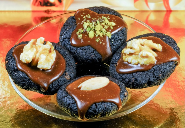 Orechové cookies s čokoládovou polevou recept