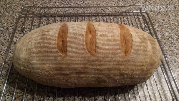 Kváskový pšenično-špaldový chlieb (fotorecept) recept