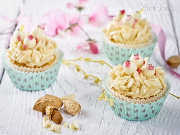 Mandľové cupcakes s kuriatkami recept