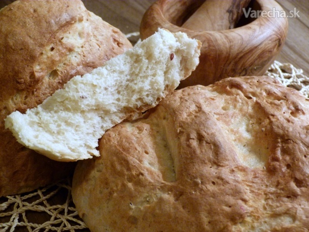 Domáci chlieb s cmarom recept
