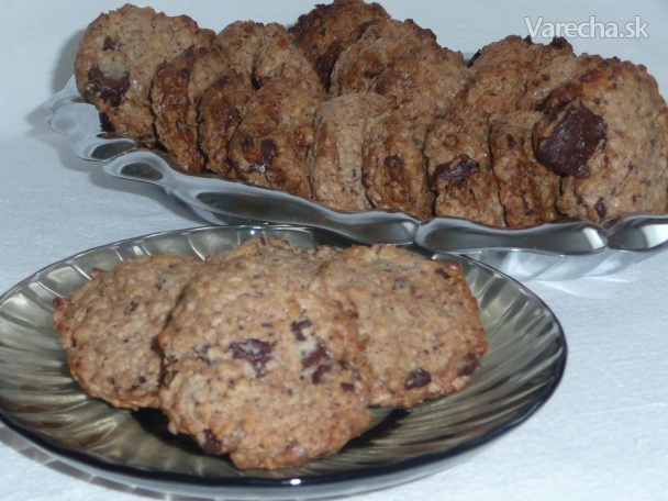 Cookies s vločkami, orechami a čokoládou recept