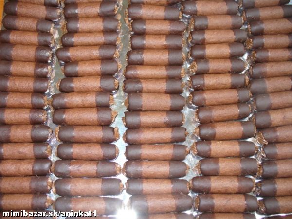 Čokoládové trubičky plnené parížskym krémom