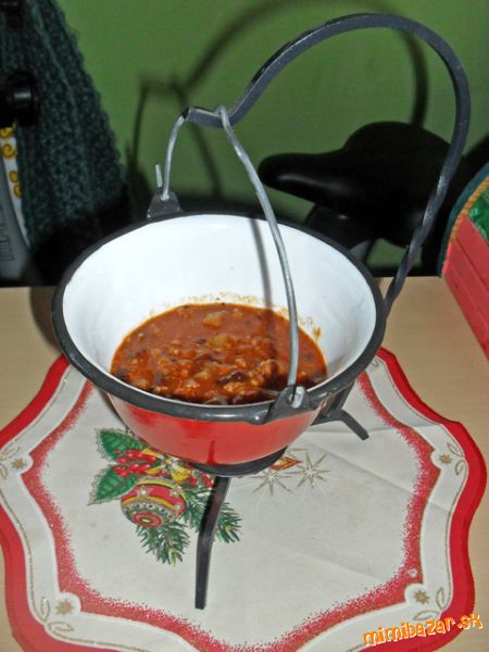 Sýta chilli polievka
