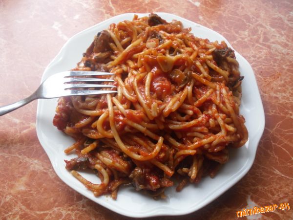 Pikantné paradajkovo šampiňónové špagety 90DD UH