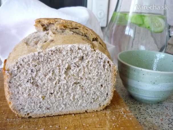 Kváskový špaldový chlieb z domácej pekárne recept