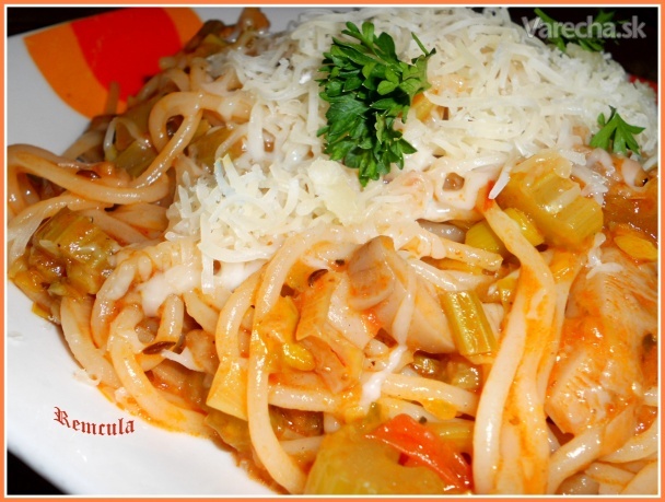 Špagety s hlívou a řapíkatým celerem recept