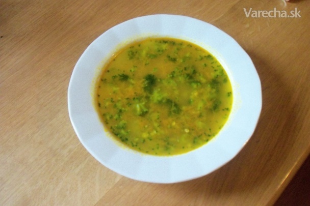 Brokolicová polievka s pohánkou recept
