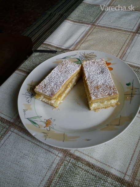 Tvarohovo-jablkový koláč recept
