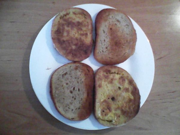 Chrumkáčiky (topinky) a vajíčkové chlebíky