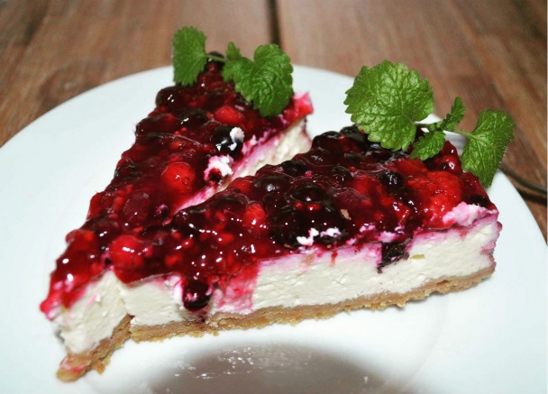 Tvarohový cheesecake s lesným ovocím (fotorecept) recept ...