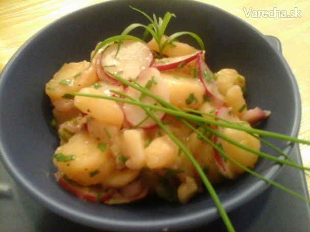 Ľahký zemiakový šalát s reďkovkou recept