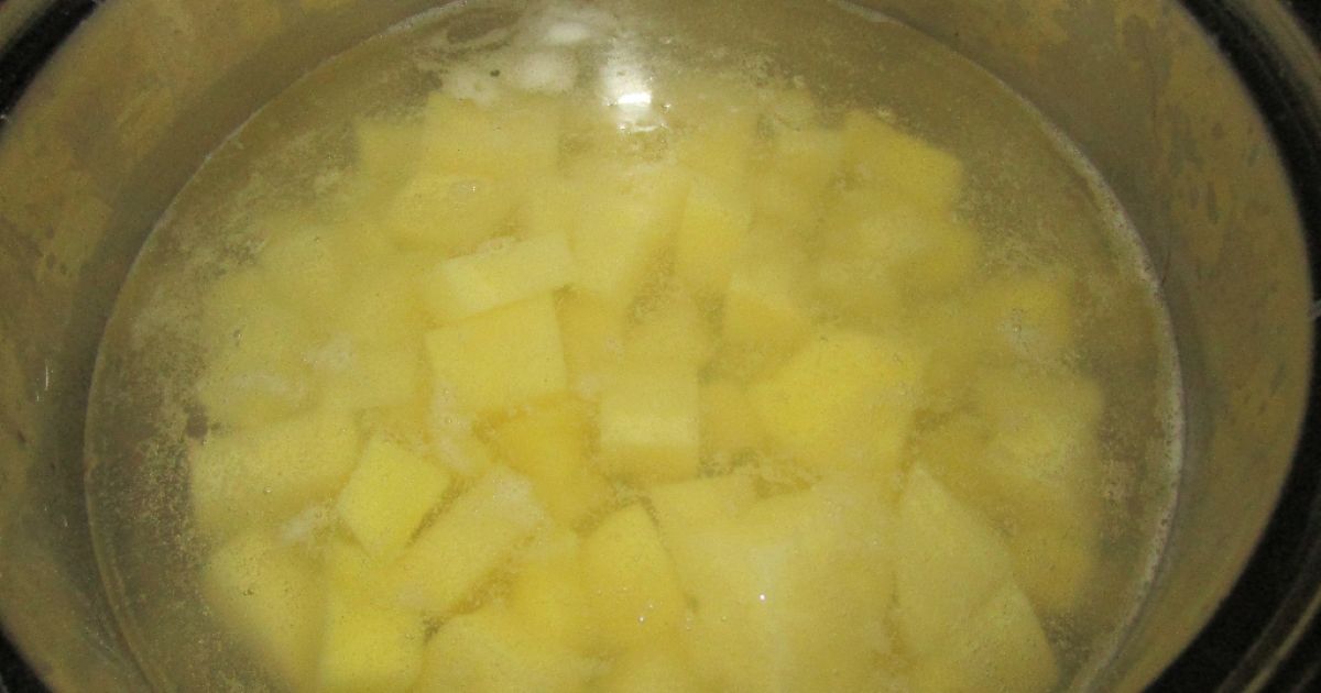 Kyslá zemiaková polievka, fotogaléria 3 / 6.