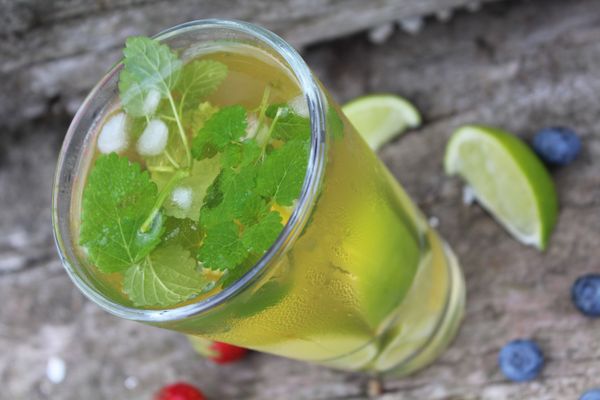 Domáci ľadový čaj Zelené povzbudenie s limetkou