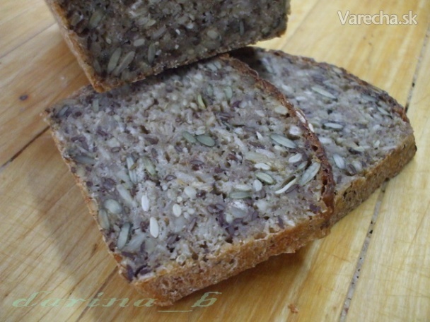 Viaczrnný kváskovo-ražný chlieb z formy (fotorecept) recept ...