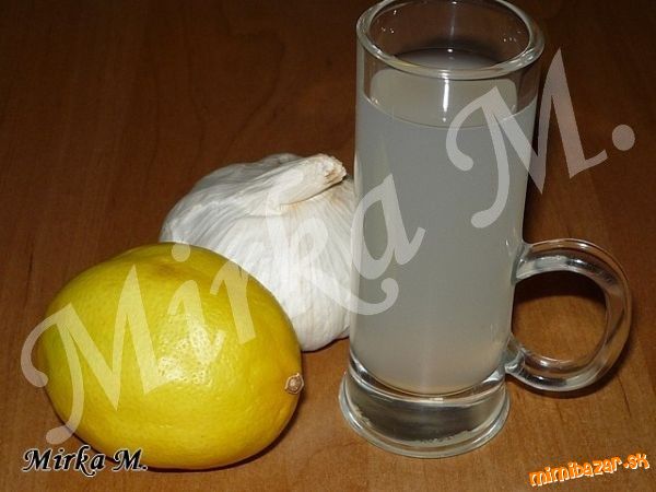 Cesnakovo citrónová medicína