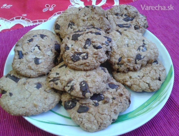 Čokoládové cookies s orechmi (videorecept) recept