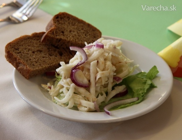 Zelerovo-reďkovkový šalát (vegan) recept