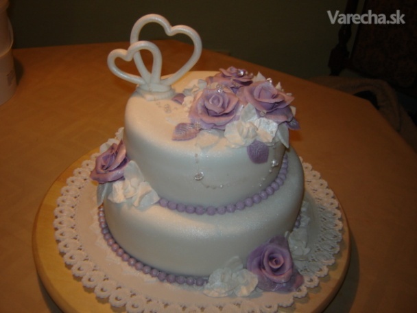 Svadobná torta vo fialovom recept