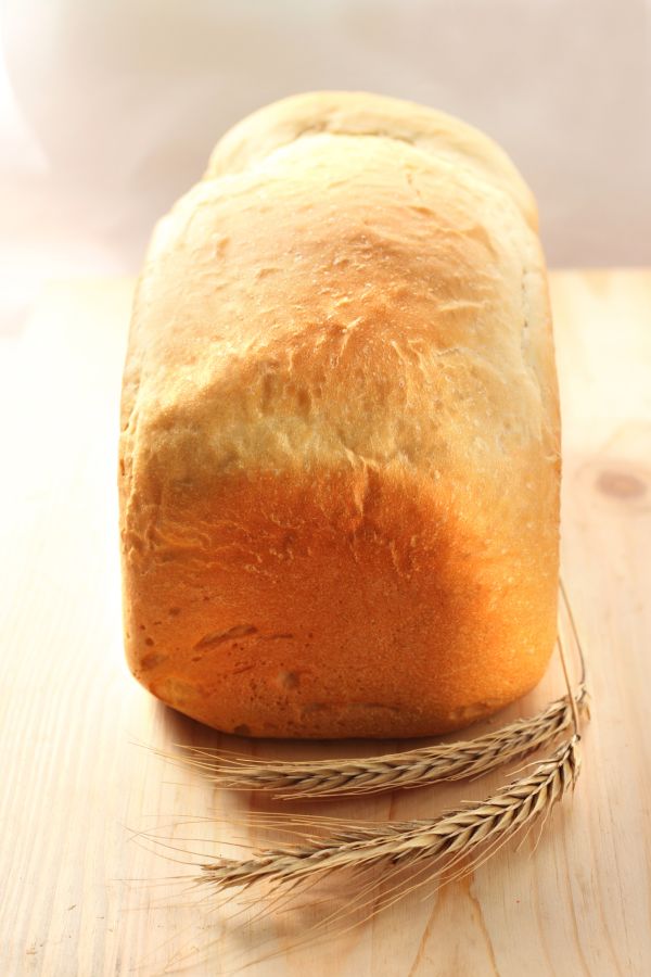Biely chlieb z domácej pekárne