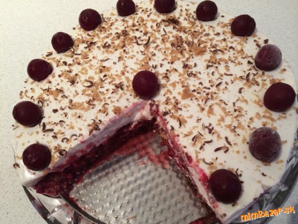 Šťavnatá zdravá višňovo malinová torta bez cukru a bez múky ...
