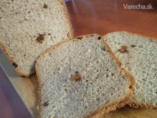 Ražný chlieb s hrozienkami recept