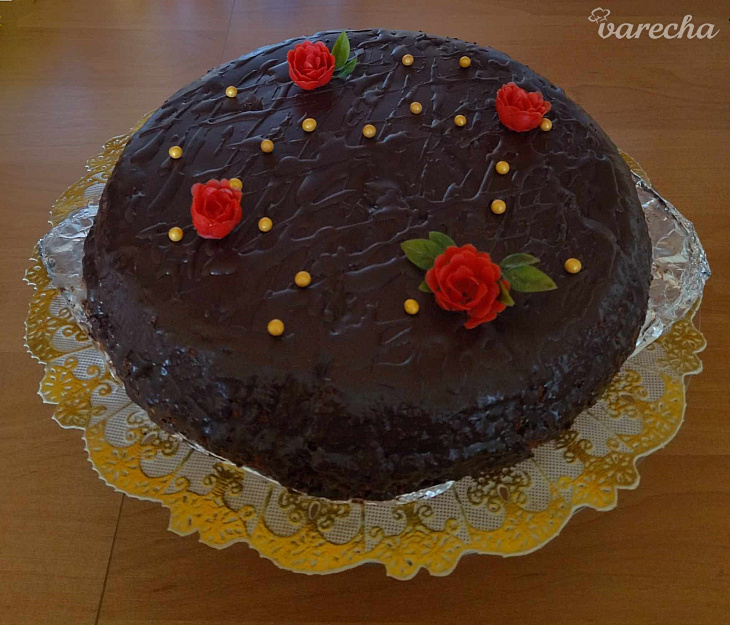 Sacherova torta k narodeninám (fotorecept) recept